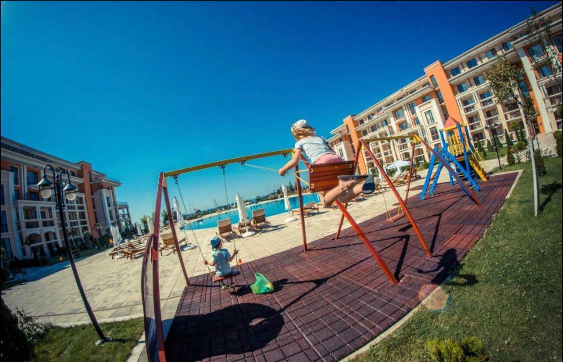 Apartment In Prestige Fort Beach Sveti Vlas Εξωτερικό φωτογραφία